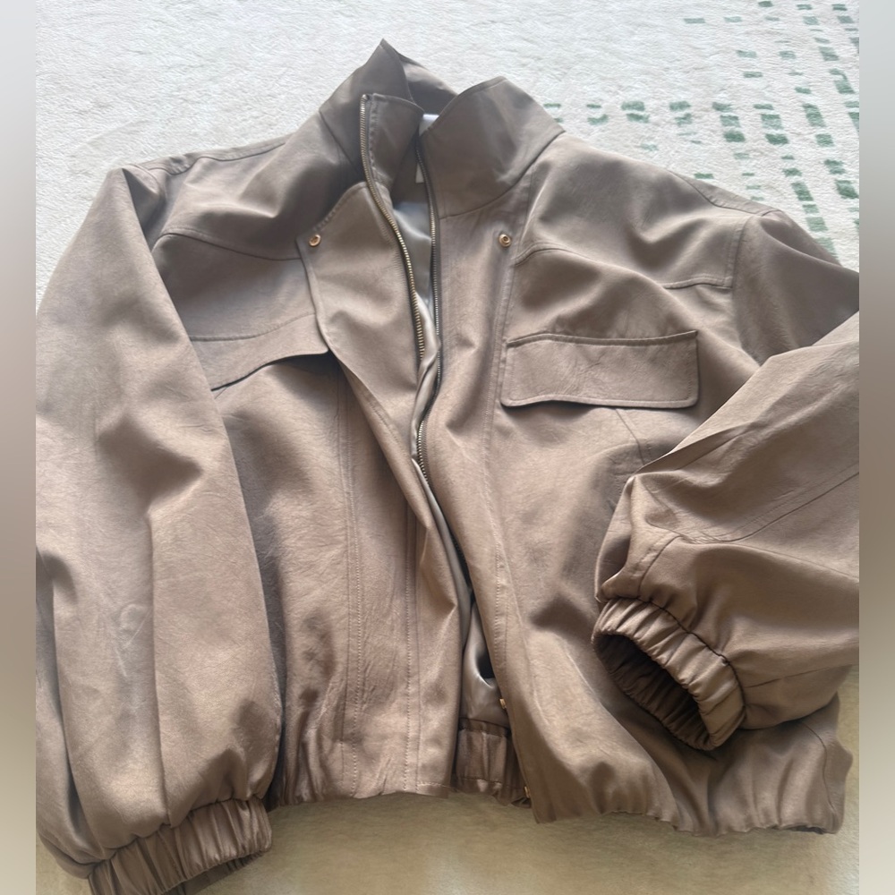 Like New! Taupe Utility Jacket - Picture 3 of 8